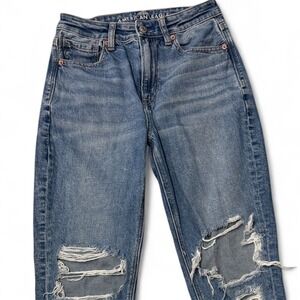 American Eagle Mom Jean Strigid Distressed Ripped Blue Denim Womens Size 2 Short